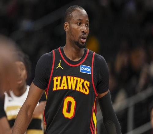 怀特卓越非,仅发带助力,冠军阵容坚,星耀娱乐,星耀娱乐官网