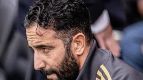 激情对决！德乙焦点战：布伦瑞克迎战马格德堡，谁将登顶荣耀巅峰？